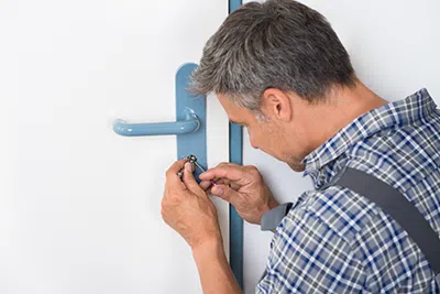 Plainville CT Locksmith Store Plainville, CT 860-337-1182 - emergency-locksmith-service