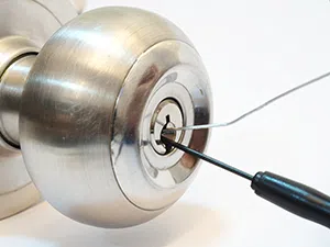 Plainville CT Locksmith Store Plainville, CT 860-337-1182 - key-making